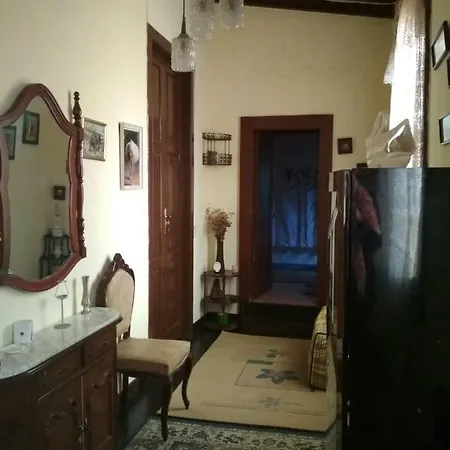 Residencia Conejos - Bike & Motorbike Homestay *
