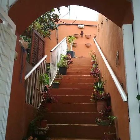 Homestay Residencia Conejos - Bike & Motorbike Las Palmas de Gran Canaria