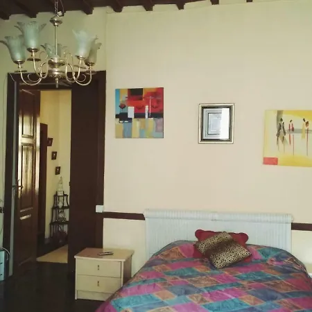 Residencia Conejos - Bike & Motorbike Homestay