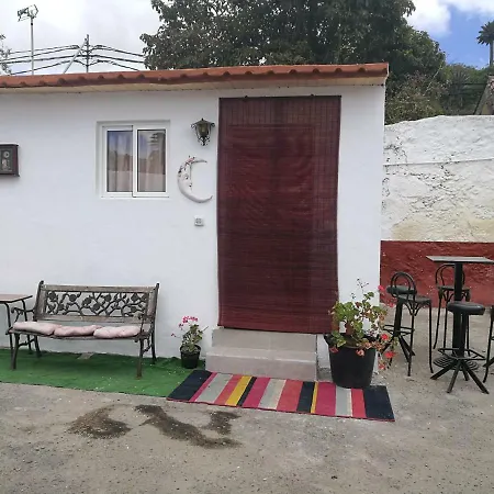 Residencia Conejos - Bike & Motorbike Homestay